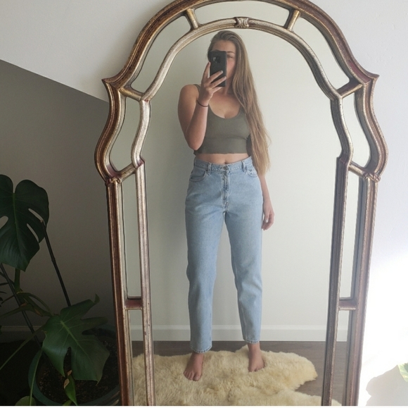 '97 Vintage Levi's 912 921 Slim Fit Tapered Leg Jeans - Picture 2 of 11